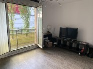 Purchase sale one-room apartment 