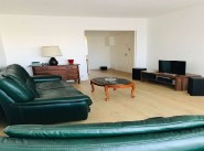 Purchase sale three-room apartment Lormont